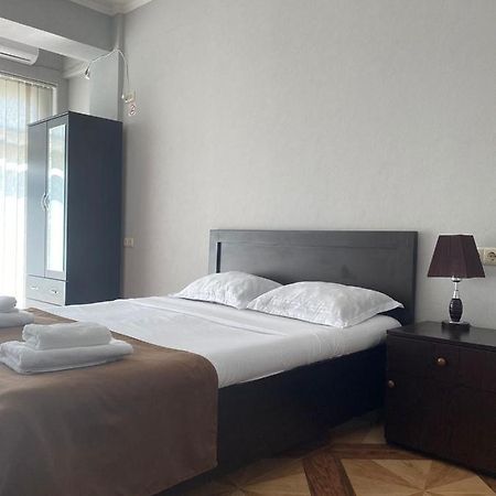 Hotel Saburtalo Roni Tiflis Dış mekan fotoğraf